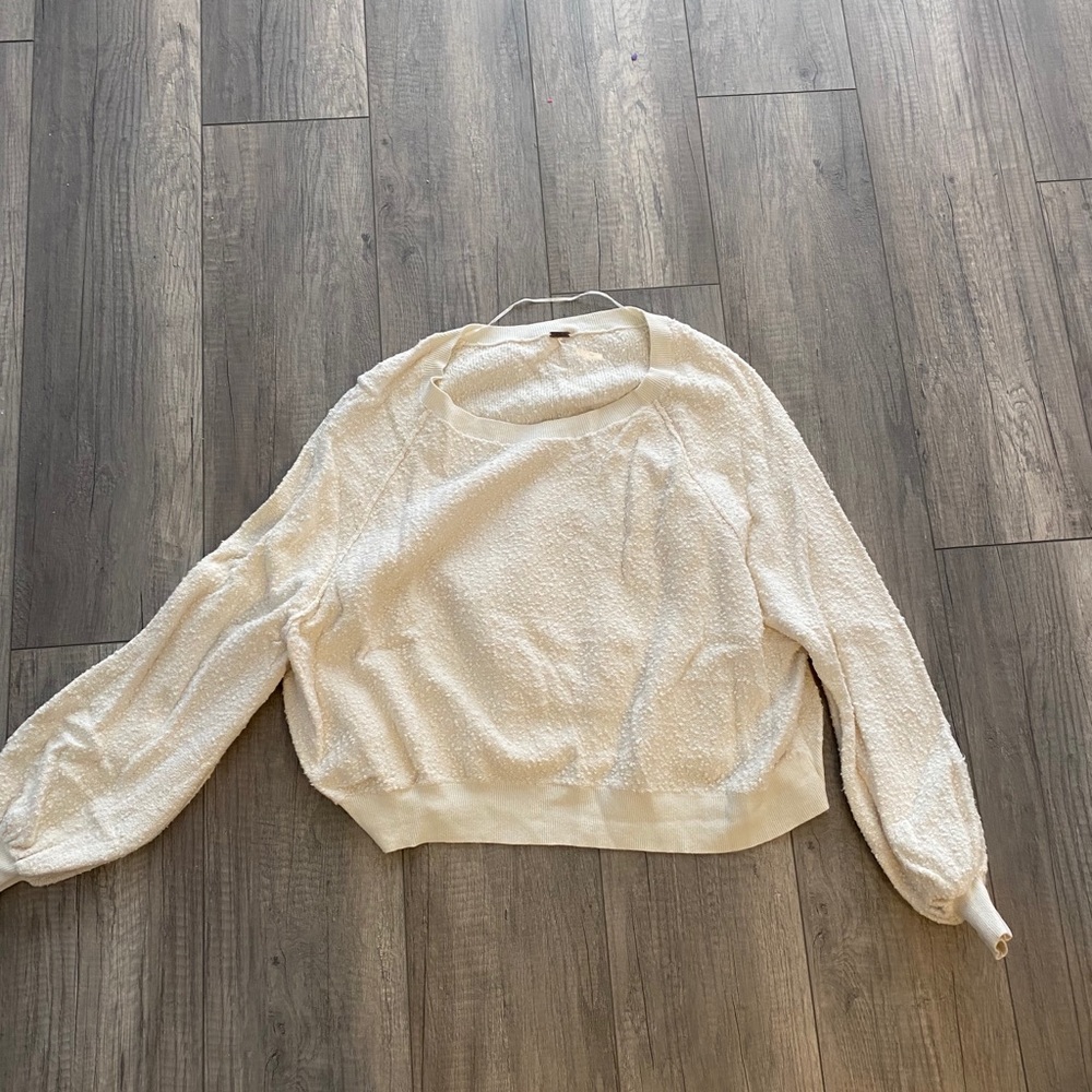 Free people balloon sleeve cream Sweater S